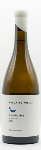 Adega do Vulcão wine — bottle 1